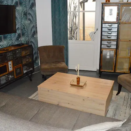 Nid Du Marche Hypercentre La Rochelle, Wifi La Rochelle (Charente-Maritime)