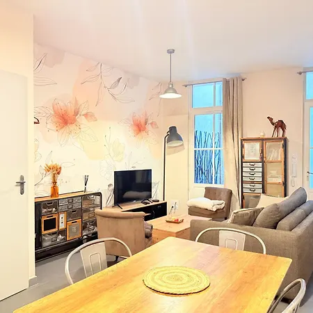 Nid Du Marche Hypercentre La Rochelle, Wifi *